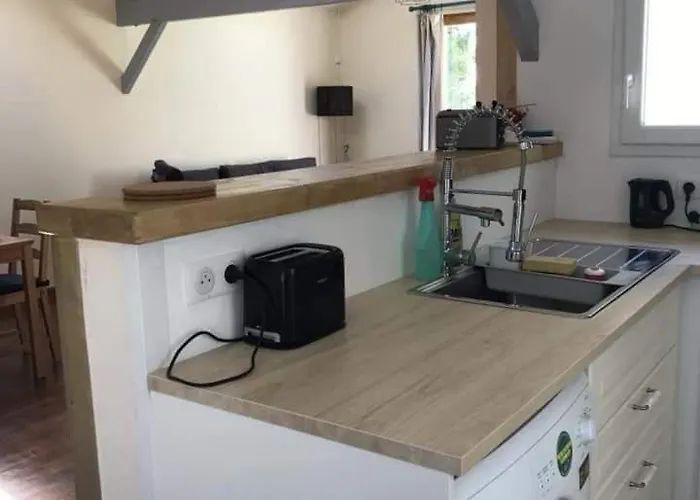 Small House In Basque Countryside *