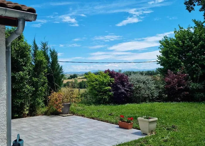 Small House In Basque Countryside *